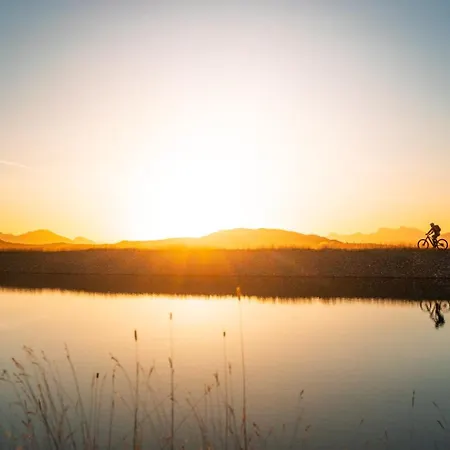 Bucherhof - דירה *